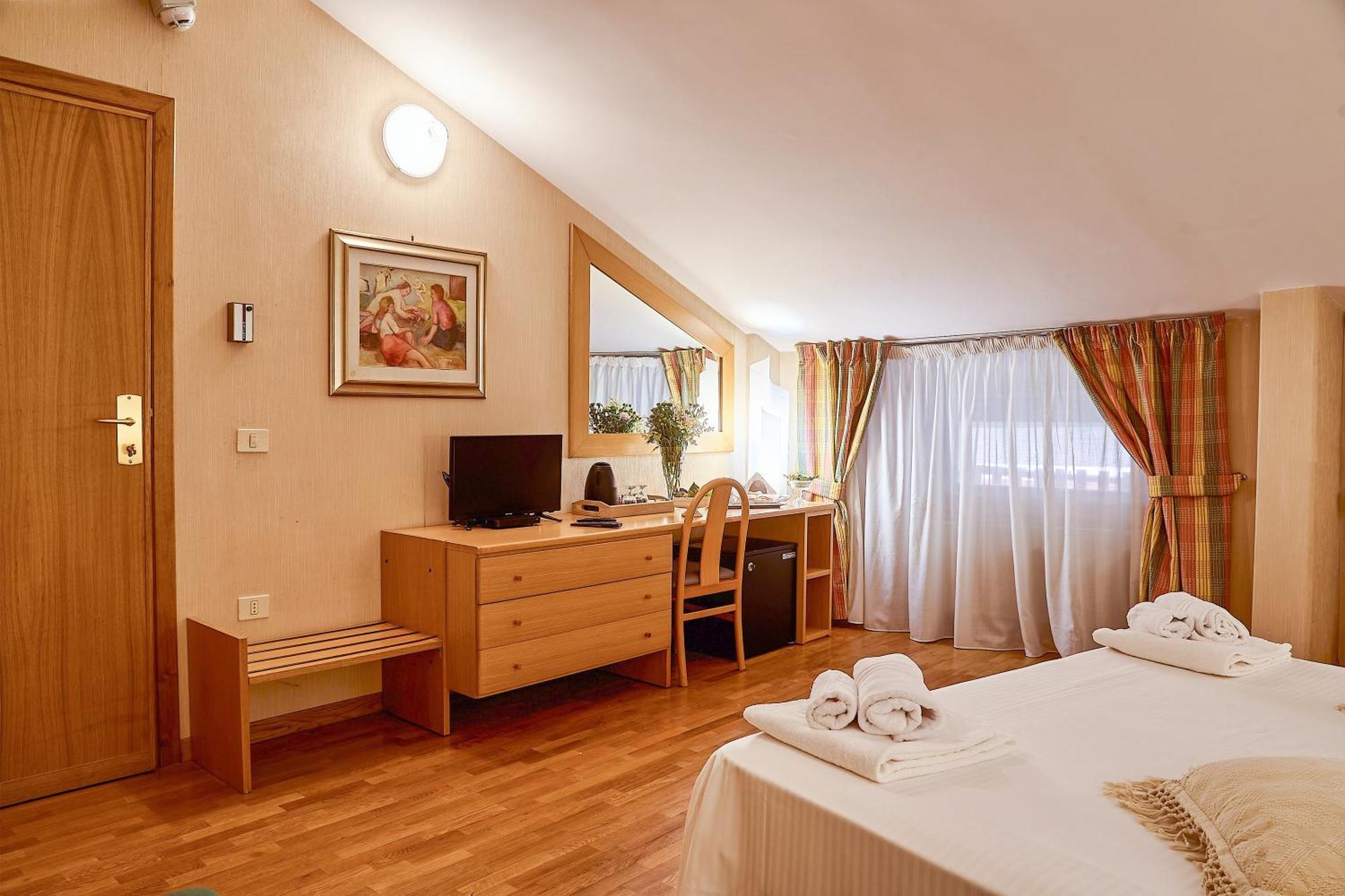 Hotel Camigliatello Camigliatello Silano Eksteriør billede