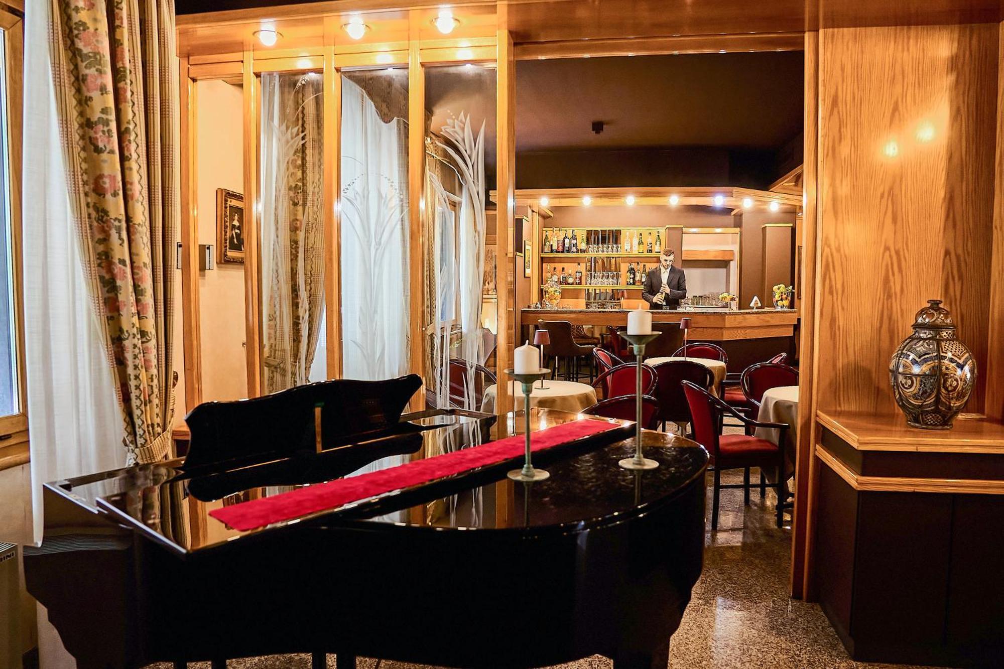 Hotel Camigliatello Camigliatello Silano Eksteriør billede